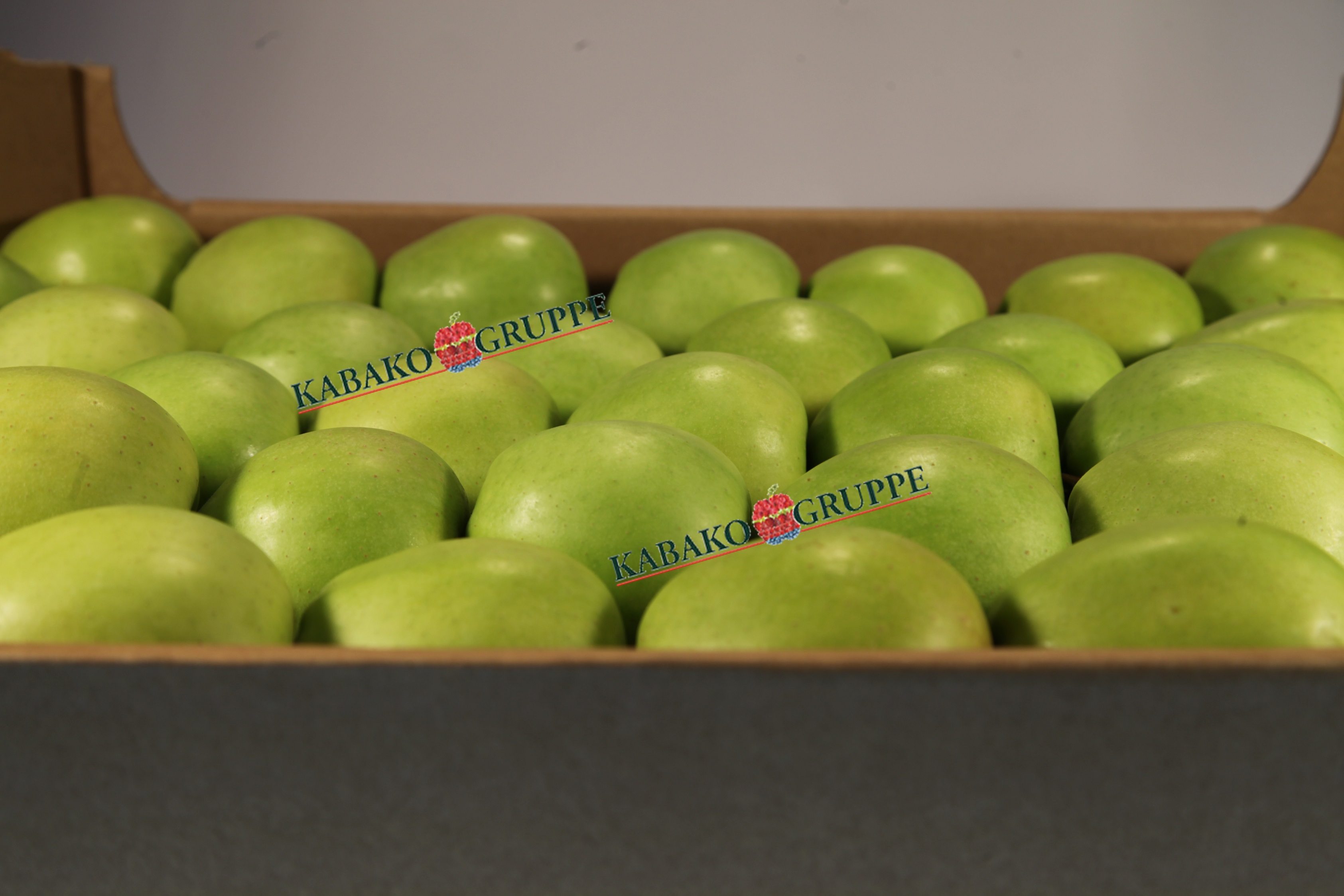 Frozen (IQF) Apples 66